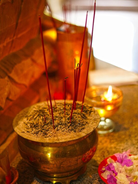 Other - LARGE INCENSE SET